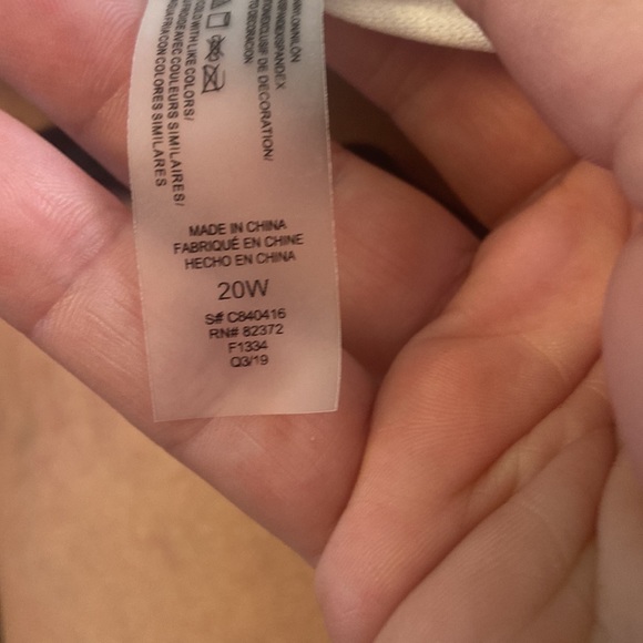 Raisins curve black/white swim top. - Picture 4 of 5